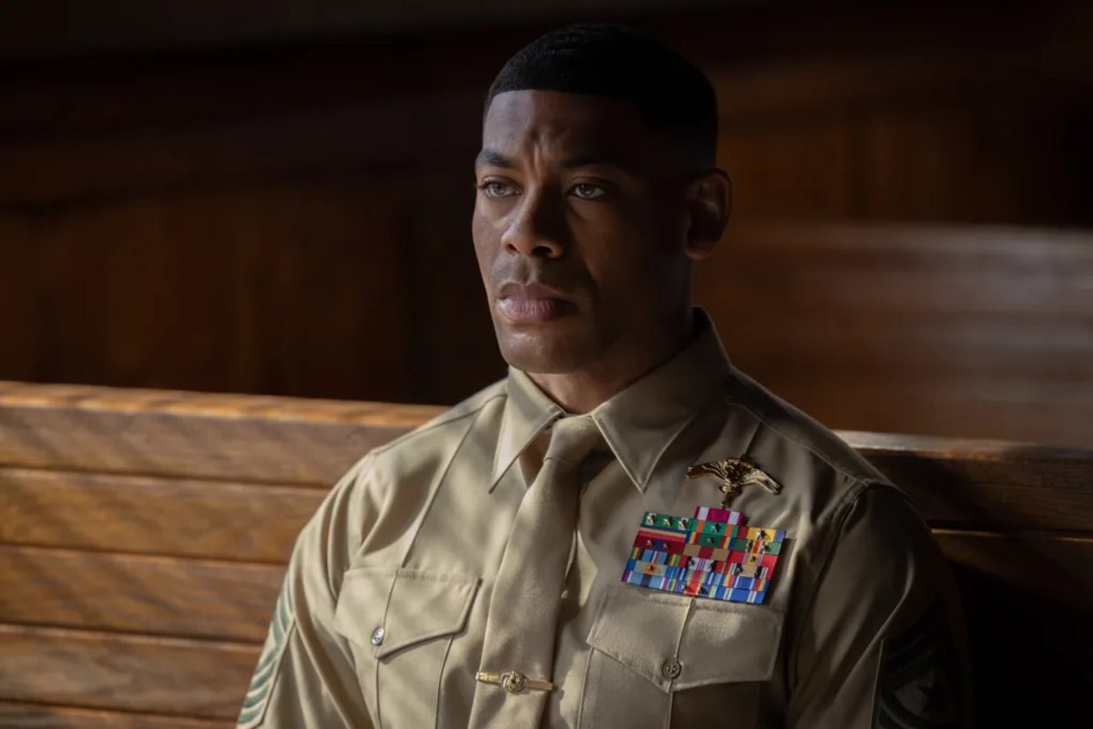 Aaron Pierre as John Stewart in Marine dress uniform in Lanterns Episode 3, 'OutKast.'