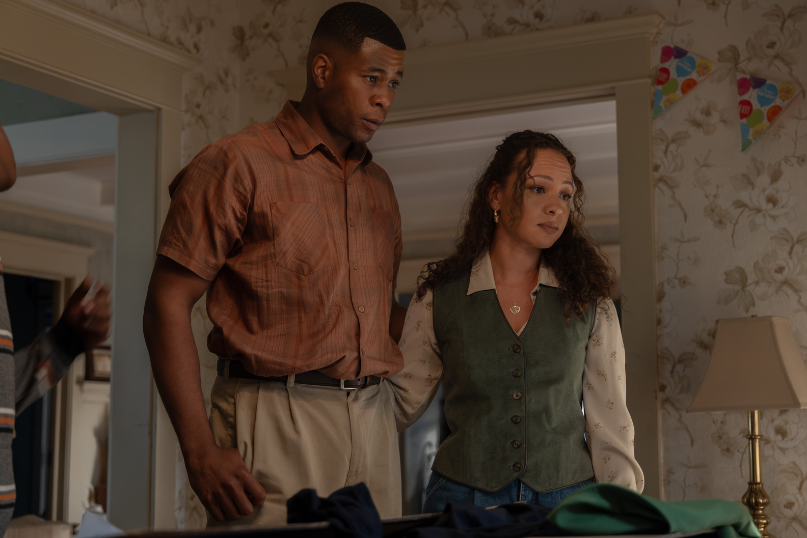 John Stewart Sr. and Bernadette together in a Lanterns Episode 3 flashback.